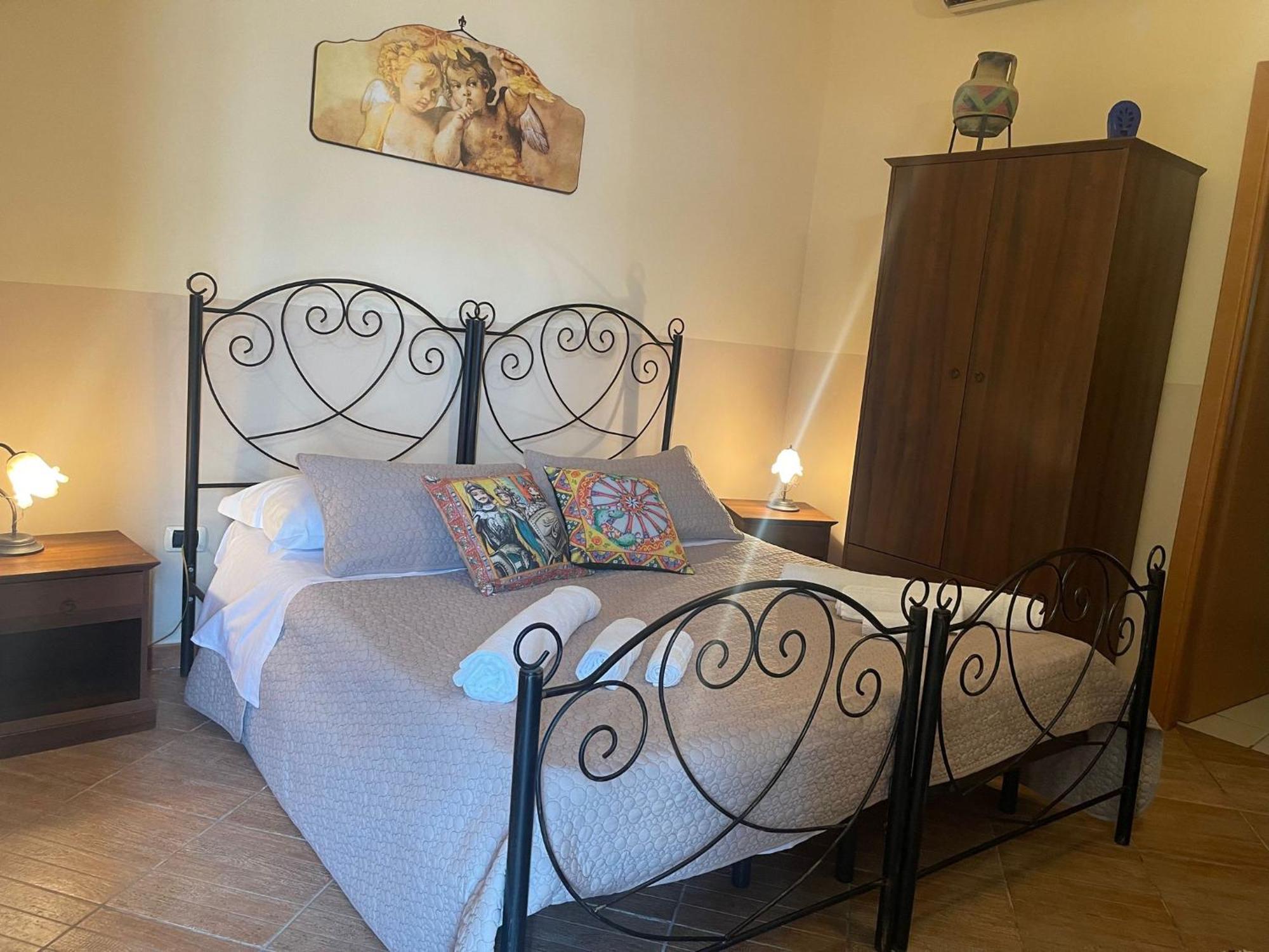 Bed And Relax-Il Maniero Bed & Breakfast Calatabiano Eksteriør bilde