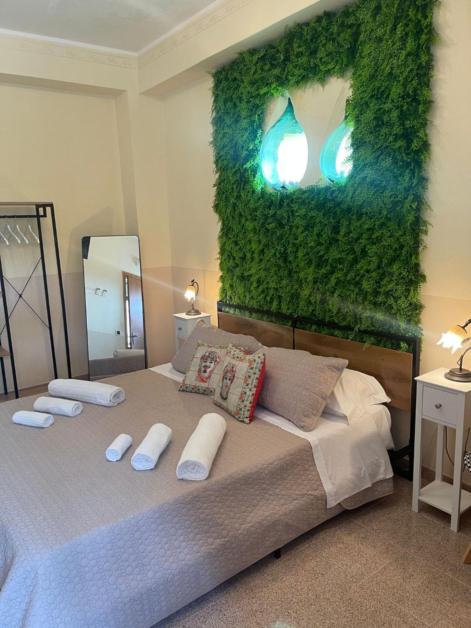 Bed And Relax-Il Maniero Bed & Breakfast Calatabiano Eksteriør bilde
